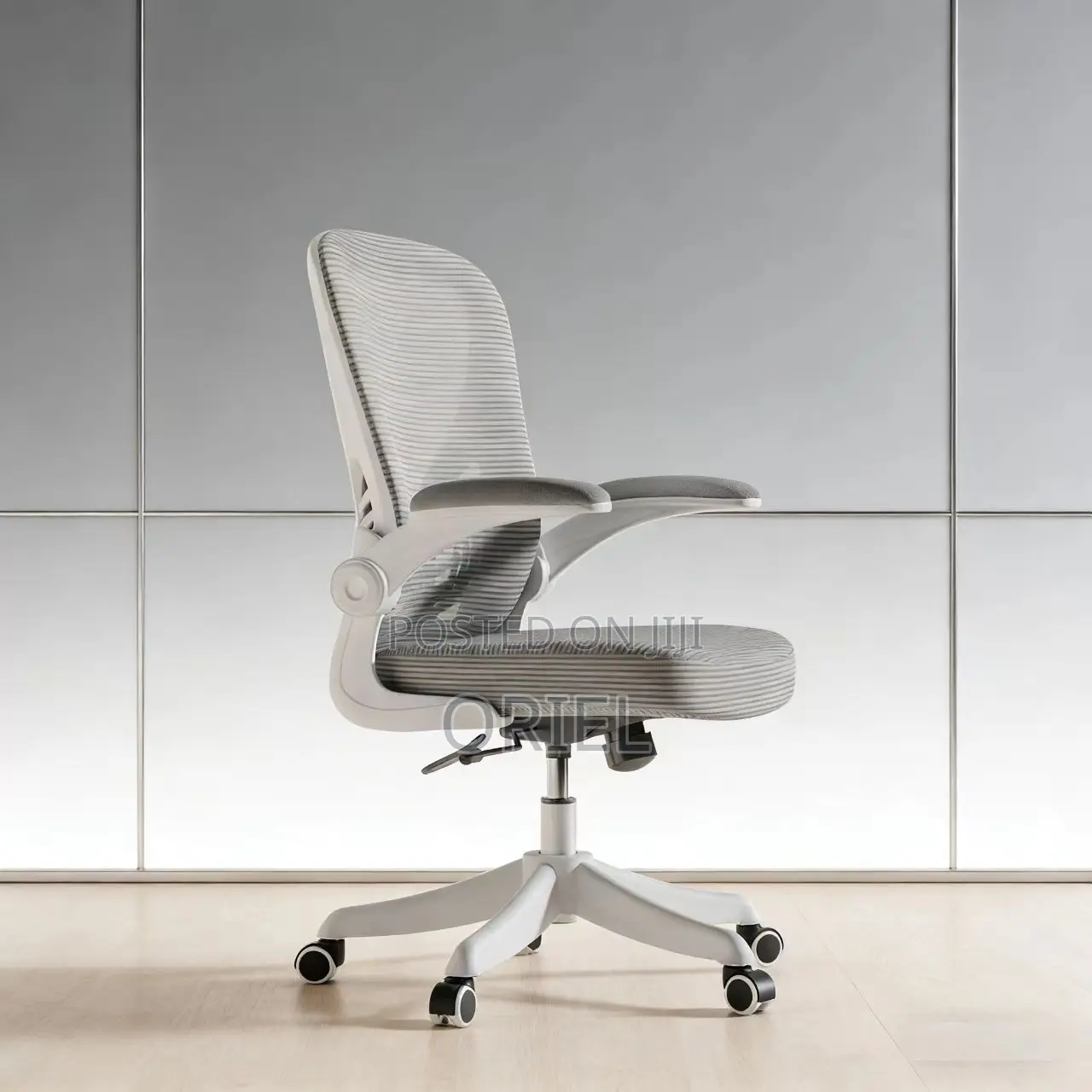 Office Chair : Grey Ergonomic Office Chair
