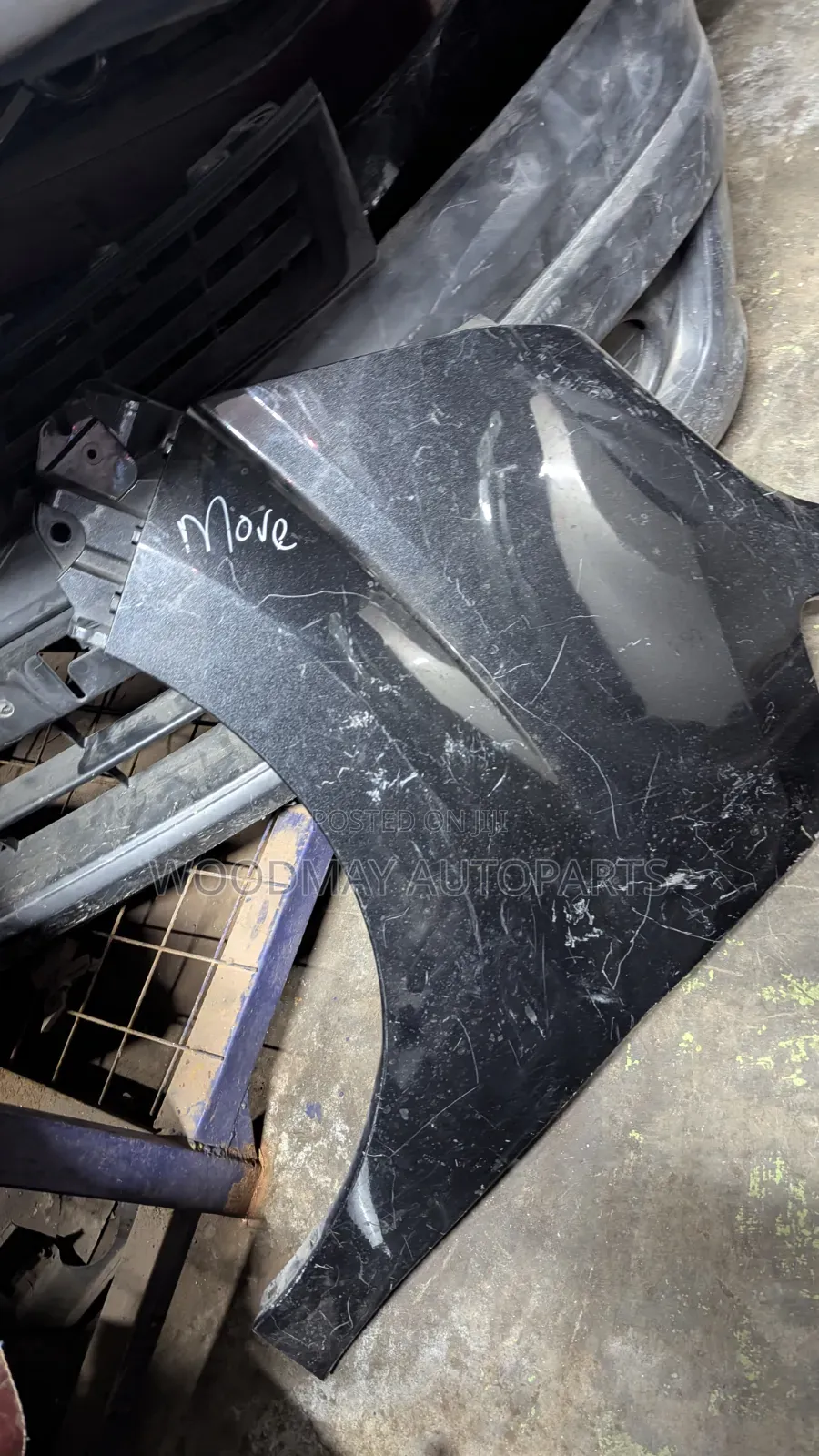Daihatsu Move Fender Plastic