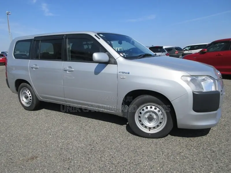 Toyota Succeed 2019 Silver