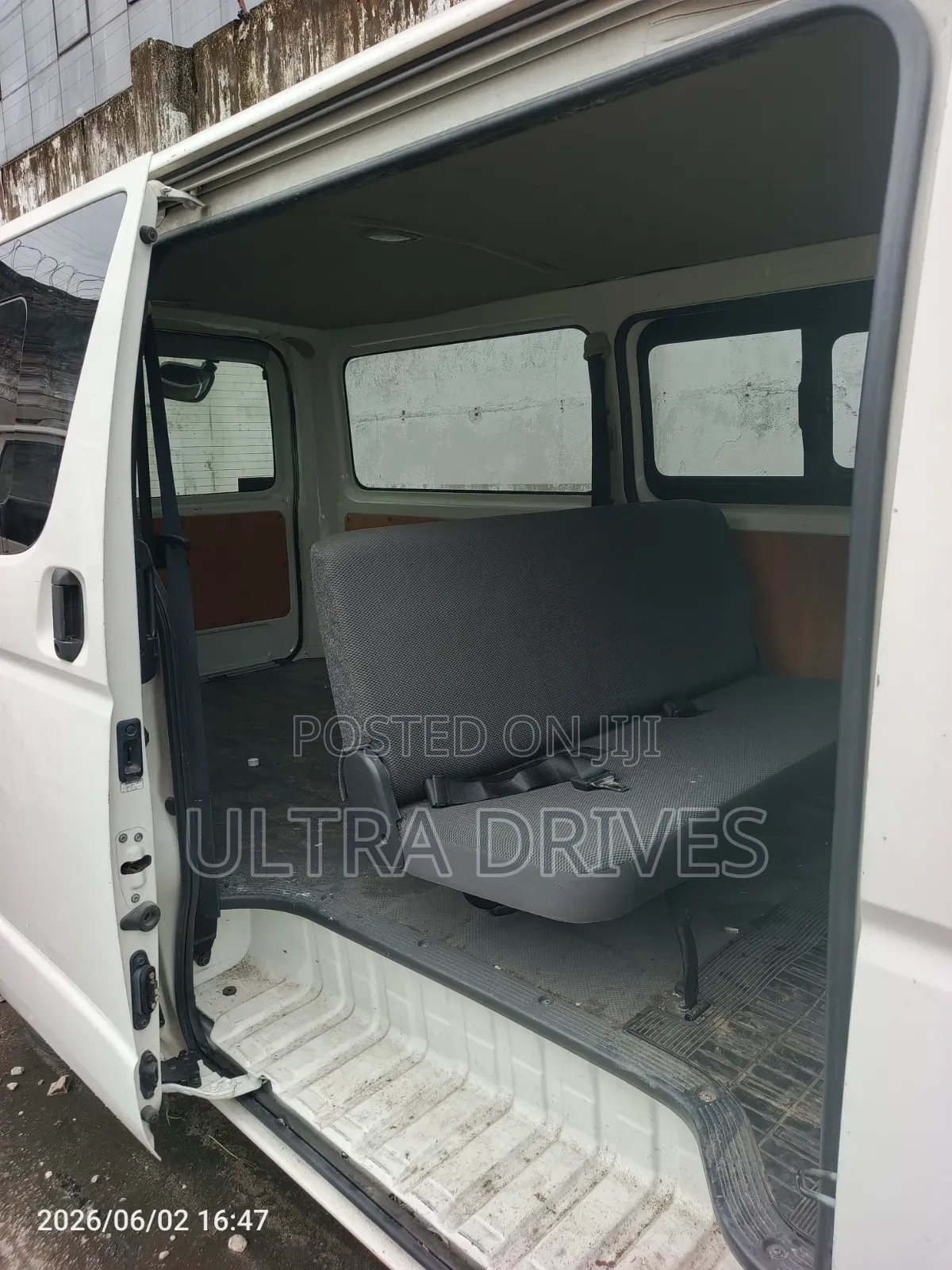 Toyota Grand HiAce 2019 White