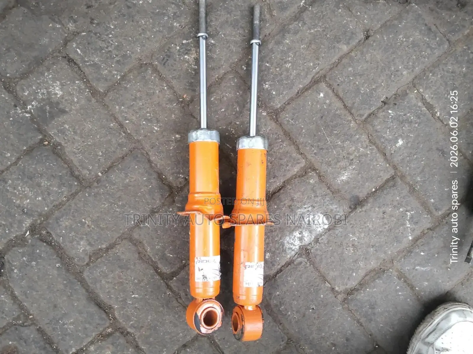 Original Ex Toyota Corolla Runx Allex 2001-2006 Rear Shock Absorbers