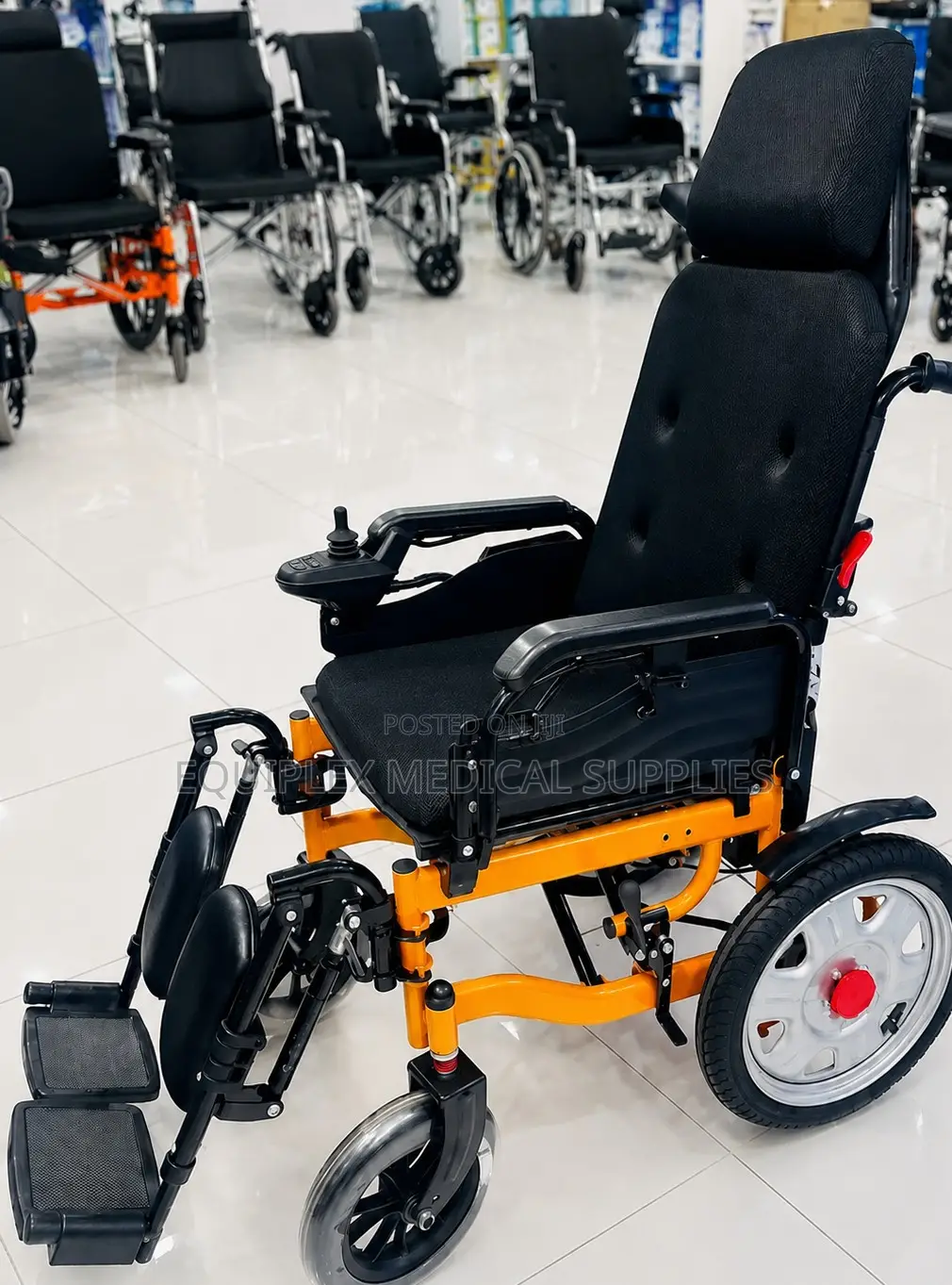 Quality Motorized Wheelchair (Removable Headrest)