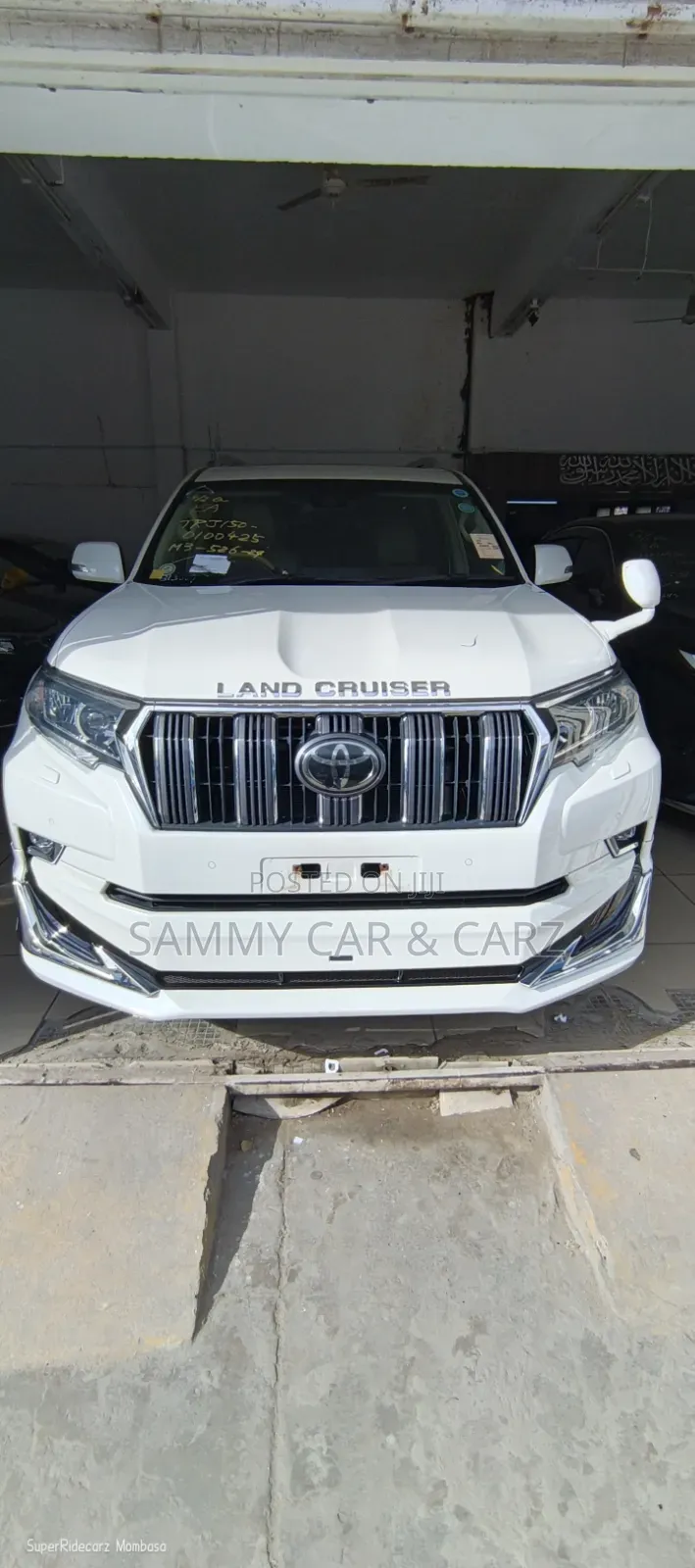 Toyota Land Cruiser Prado 2019 White