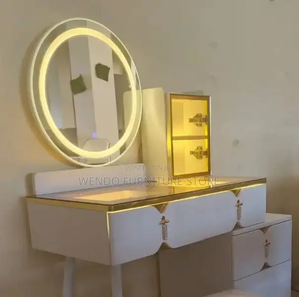 Dressers; White Strong Vanity Set With Mirror