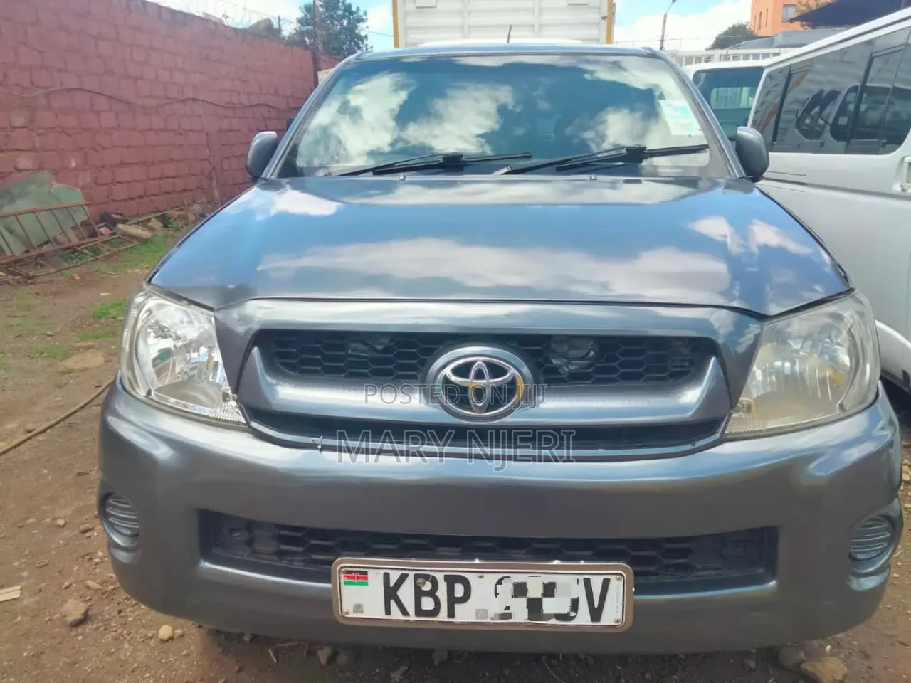 Toyota Hilux 2.5 D-4D SRX 2010 Gray