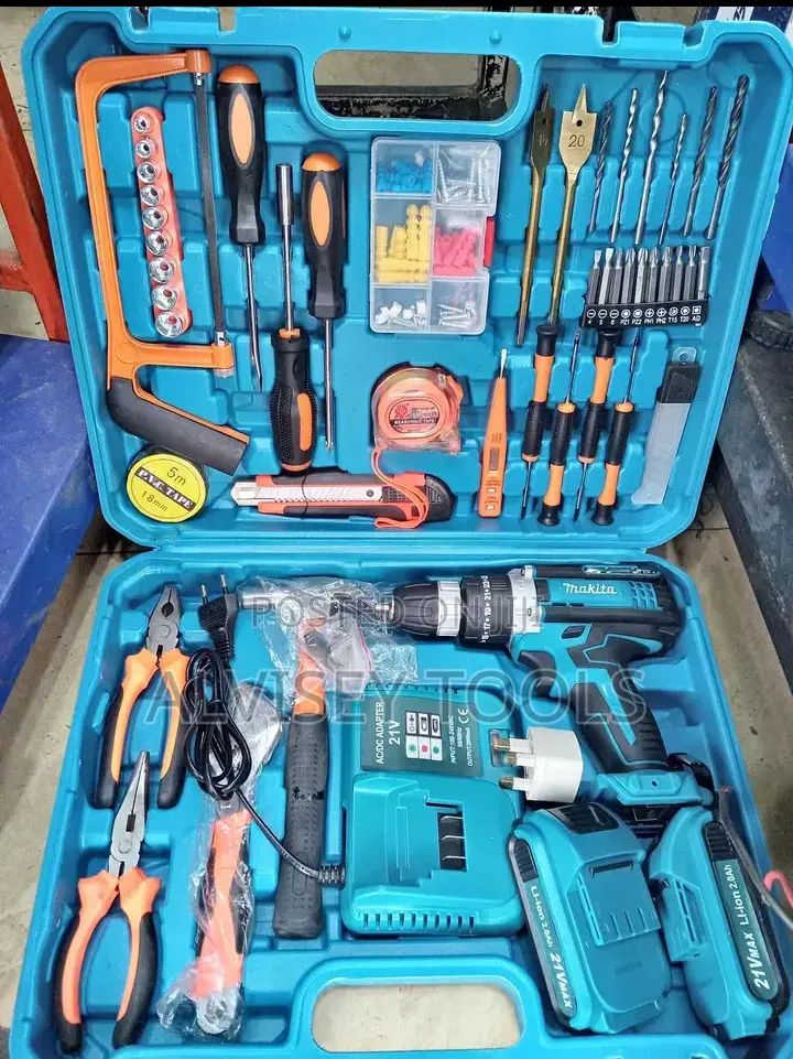 Makita Cordless Drill Set