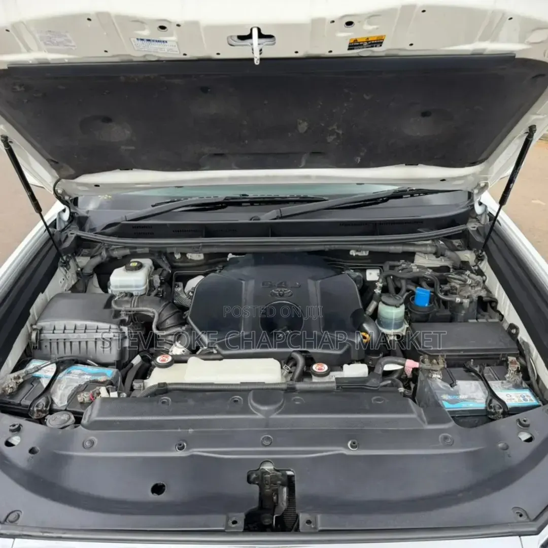 Toyota Land Cruiser Prado 2020 Ivory