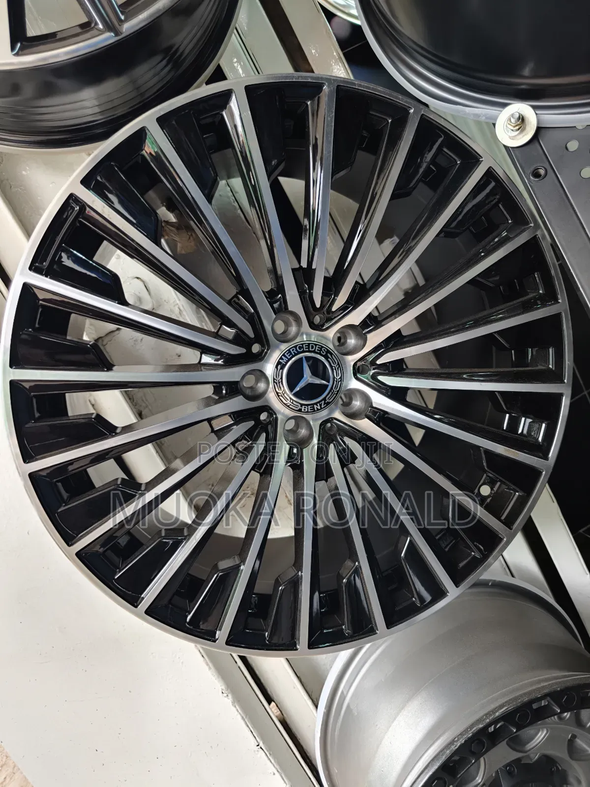 Mercedes Benz Rims 20inches