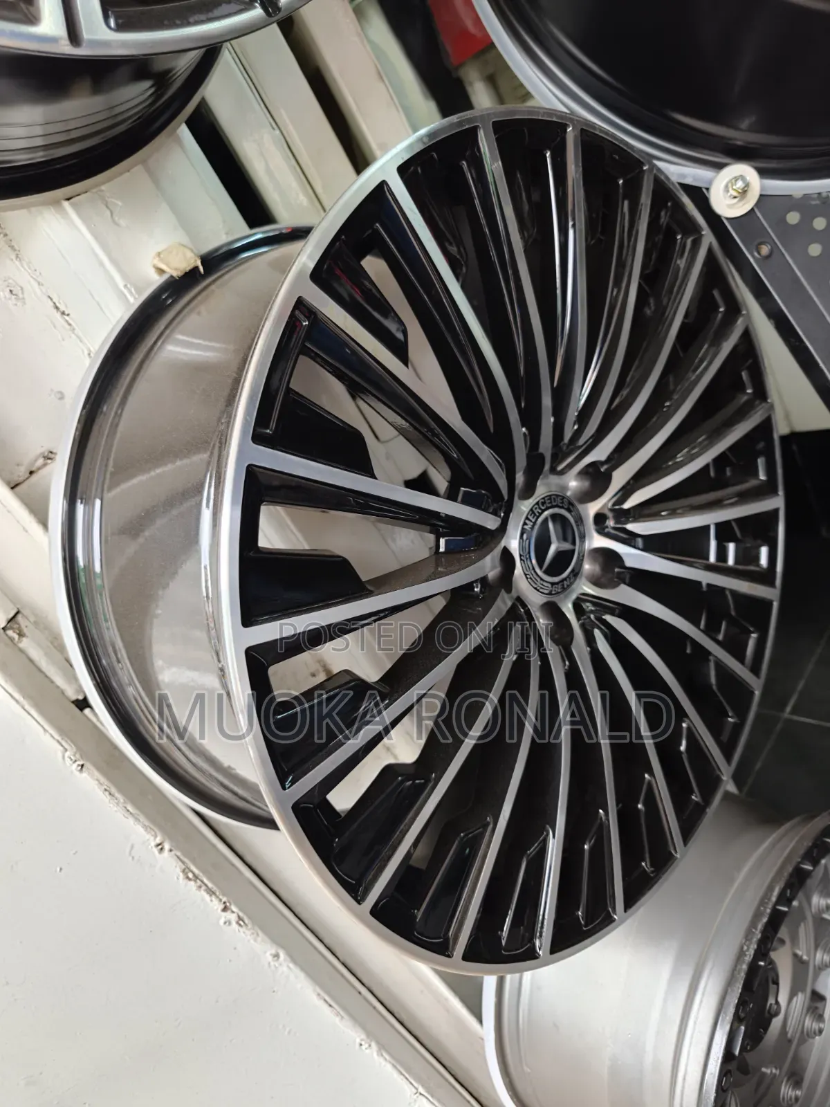 Mercedes Benz Rims 20inches