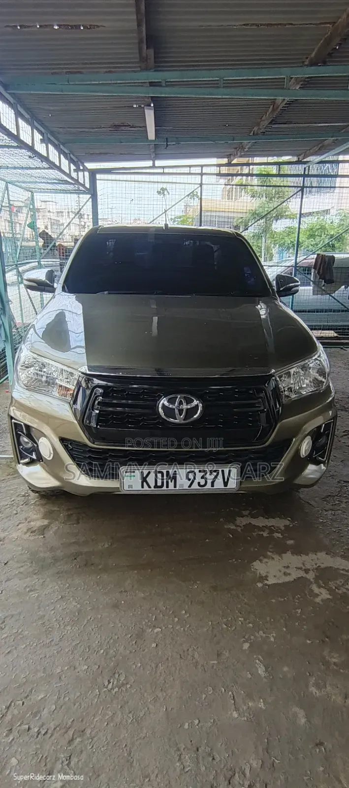 Toyota Hilux 2015 Green
