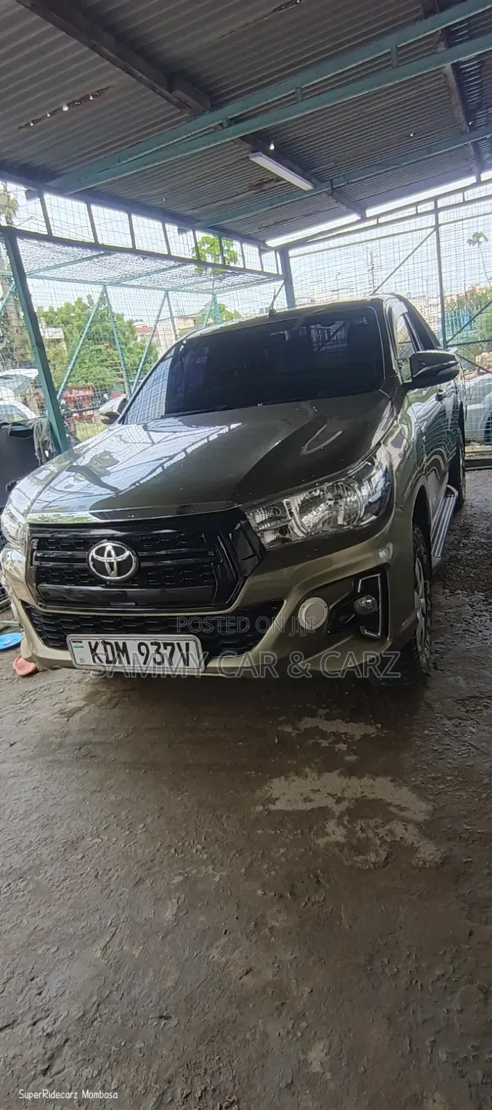 Toyota Hilux 2015 Green