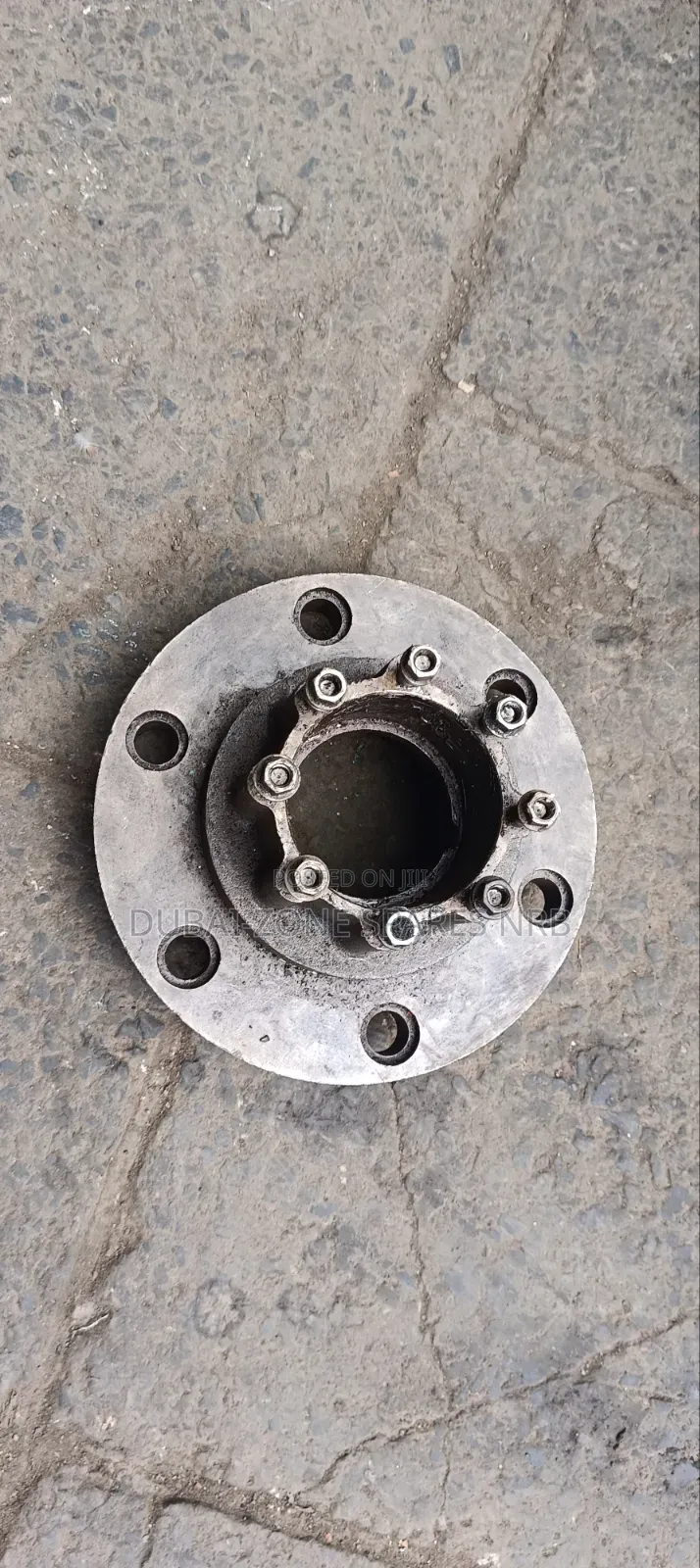 Rear Hubs Nqr, Npr, FRR 4.3, Isuzu, Mitsubishi, Dyna,