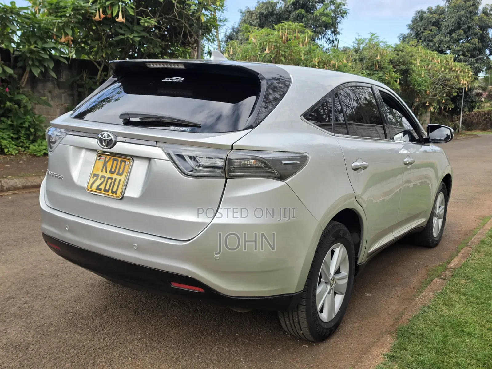 Toyota Harrier 2014 Silver