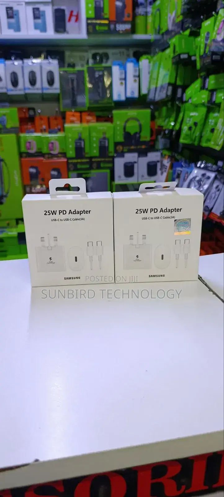 Samsung 25w Usb-C to Usb-C Adapter