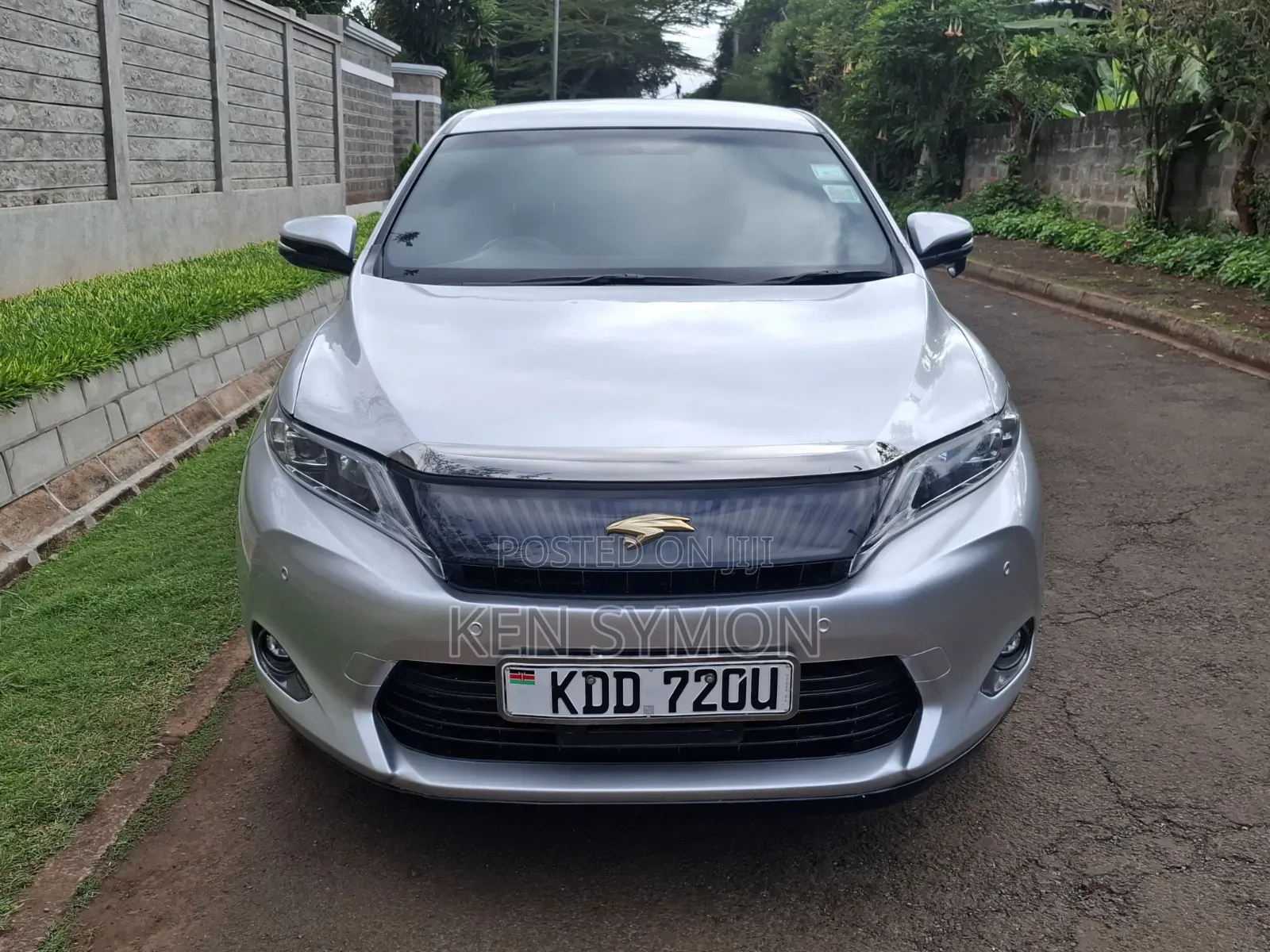 Toyota Harrier 2.0 4WD 2014 Silver
