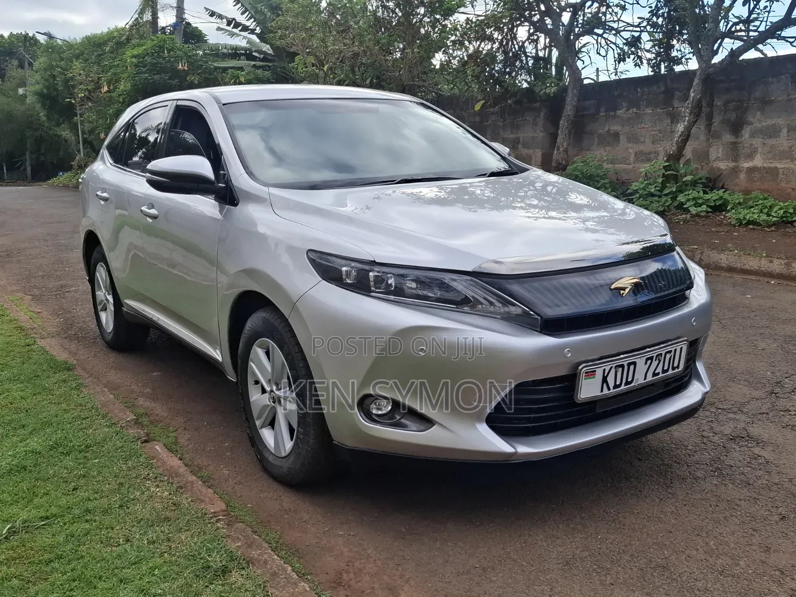 Toyota Harrier 2.0 4WD 2014 Silver