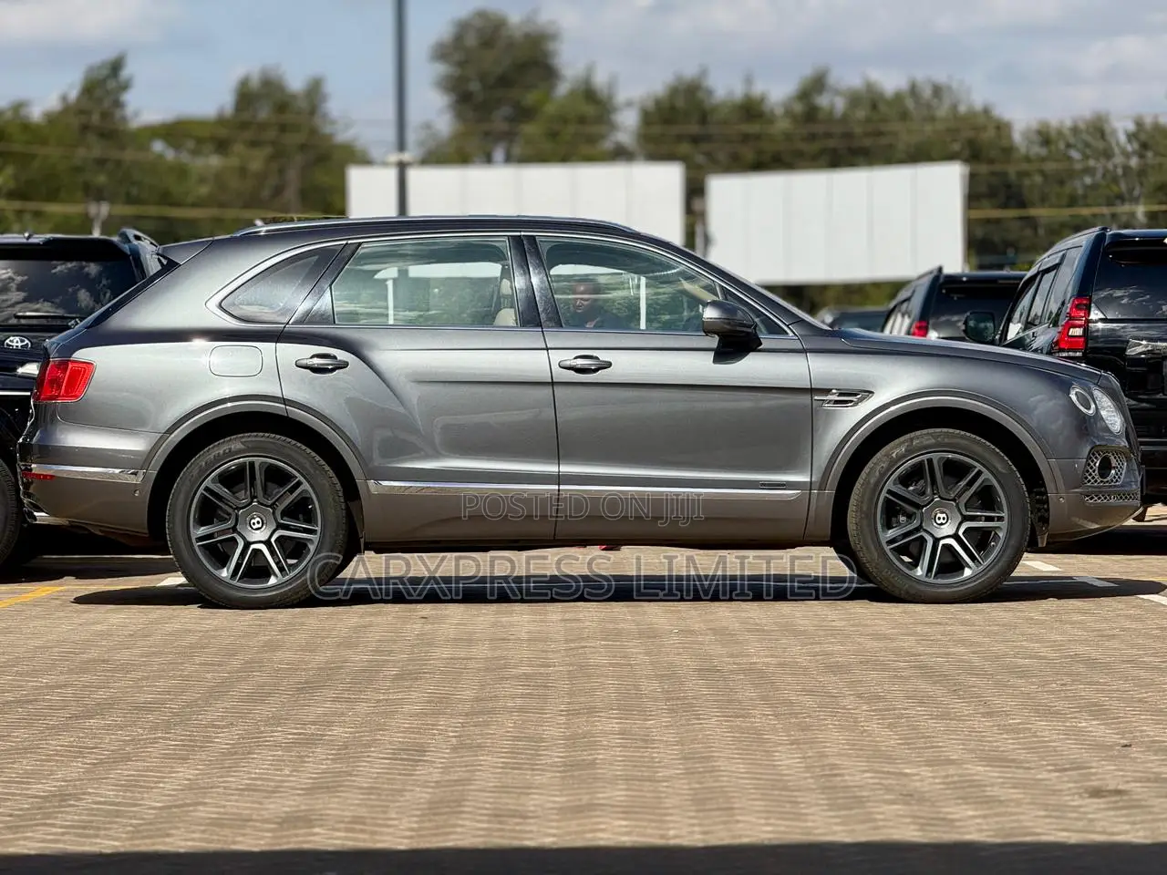 Bentley Bentayga Mulliner AWD 2018