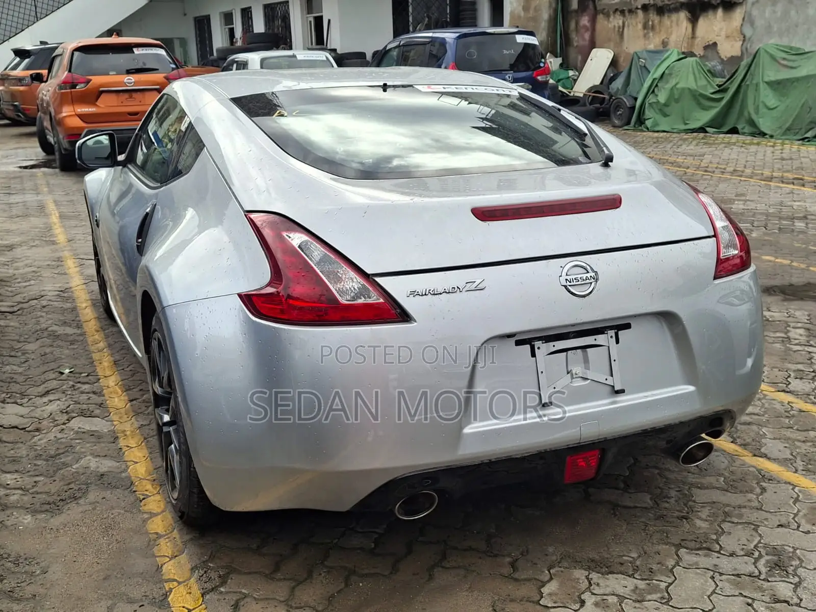 Nissan Fairlady 2019 Silver