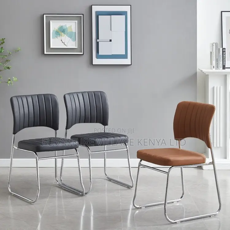 Black Leather Visitor Office Chair