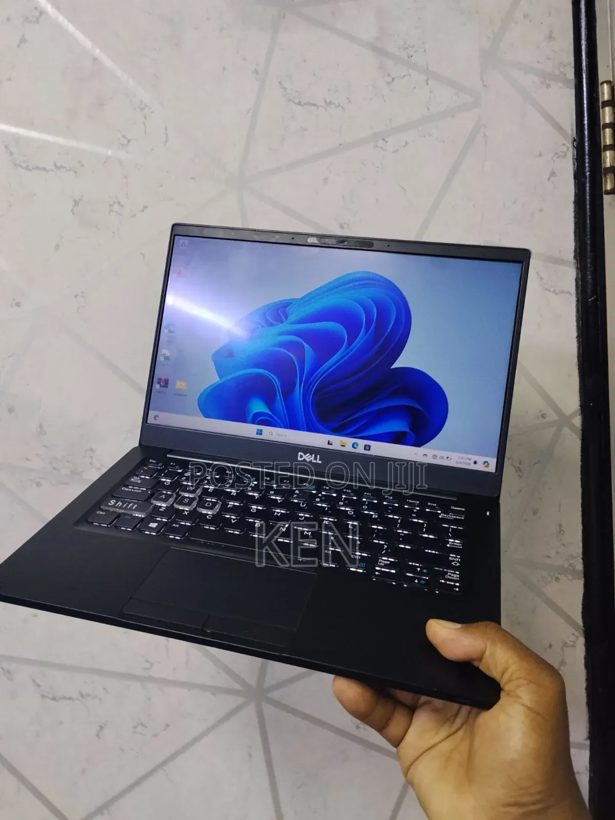 Laptop Dell Latitude 7390 8GB Intel Core i5 SSD 256GB
