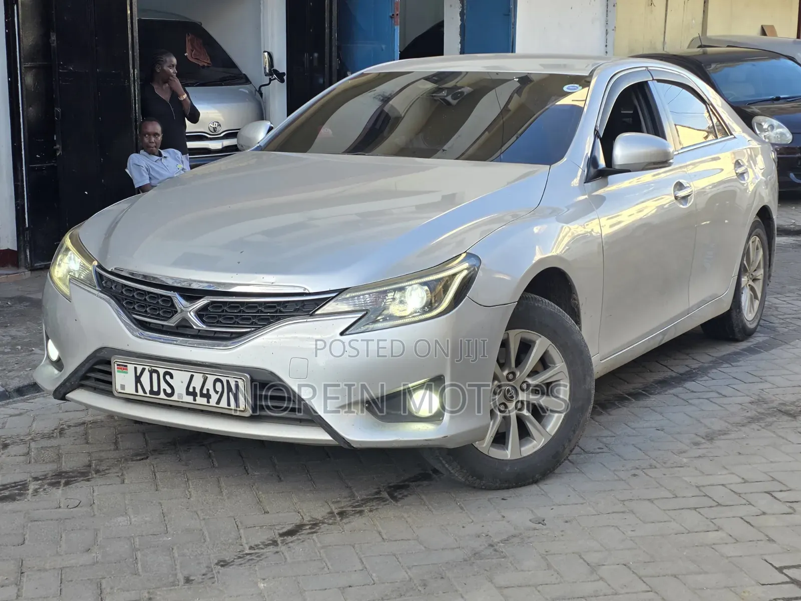 Toyota Mark X 2017 Silver
