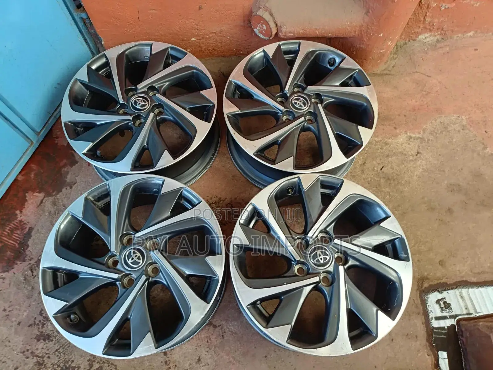 Toyota Auris Hybrid Rims Size 17