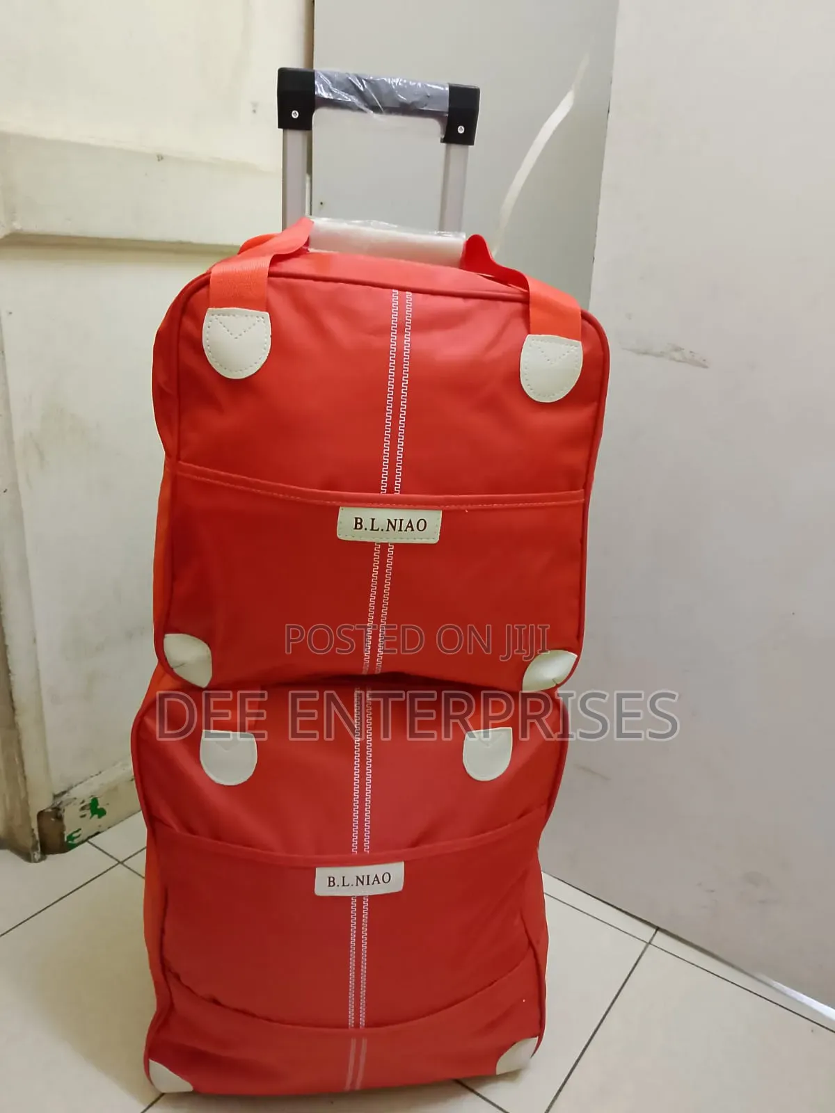 2 In1 Traveling Trolley Bag
Travel Suitcase Bag