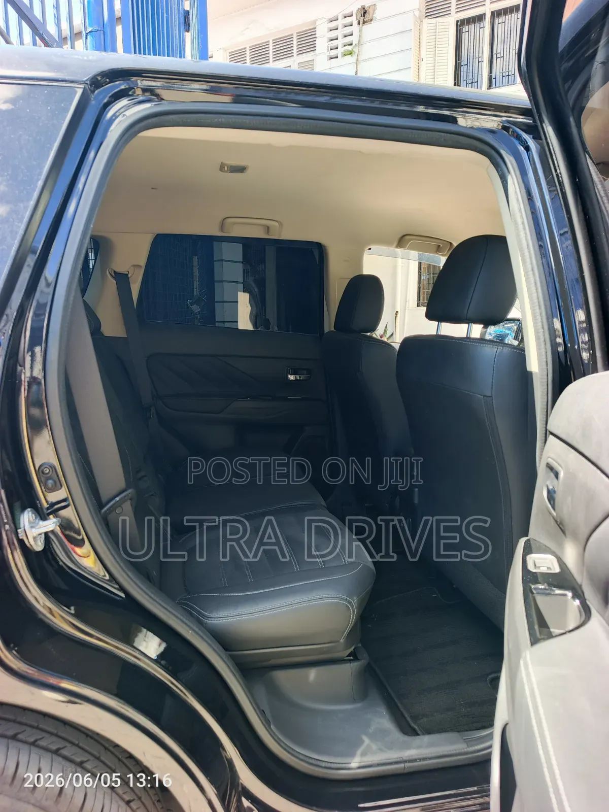 Mitsubishi Outlander 2018 Black