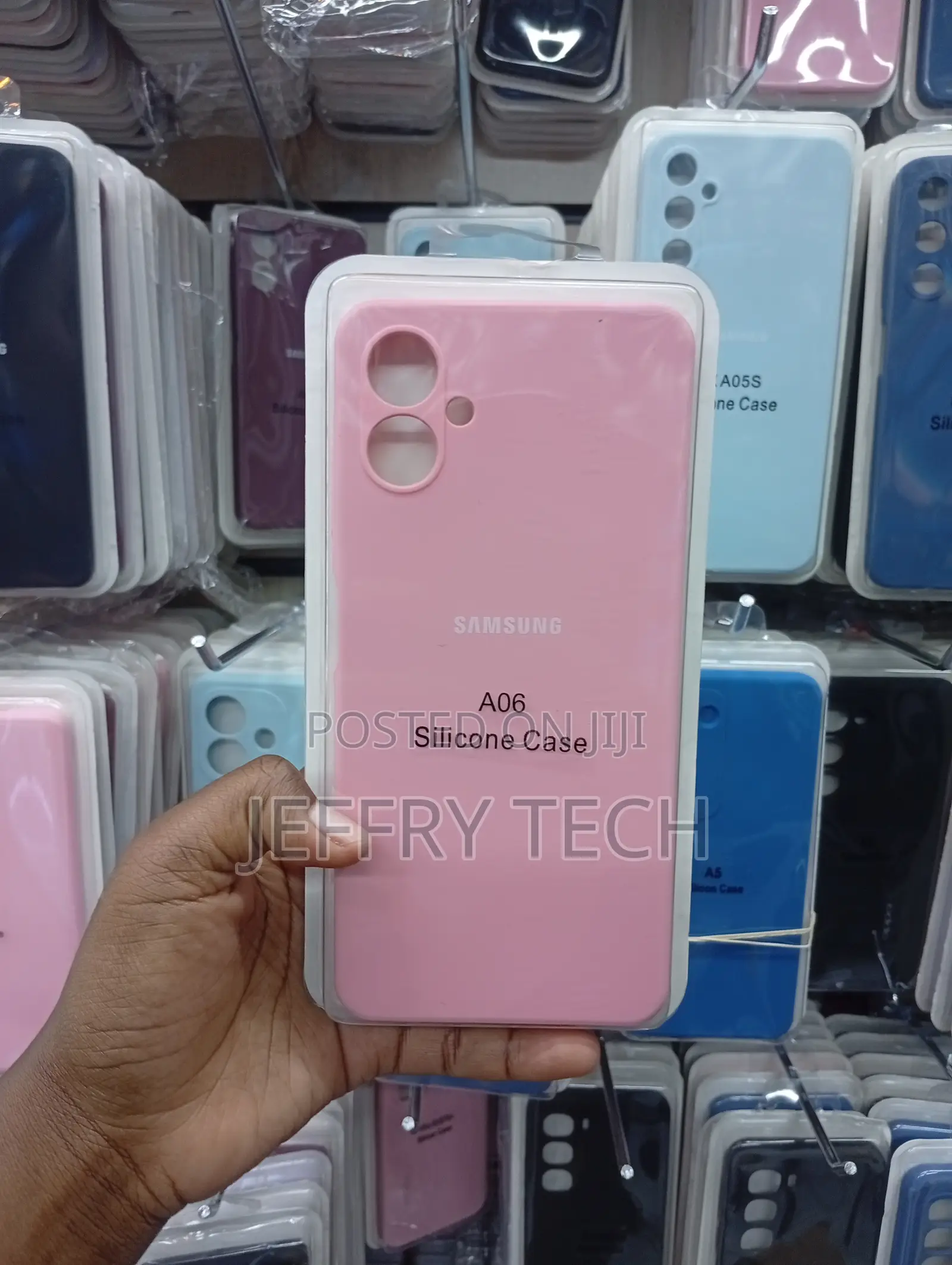 Samsung Galaxy A06 Standard Snap-on Back Cover