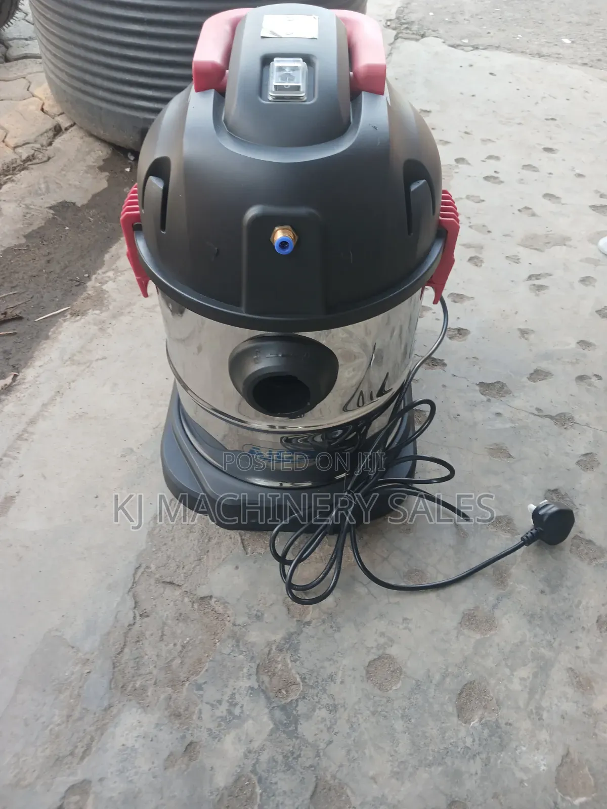 Vacuum Cleaner Wet and Dry 20l