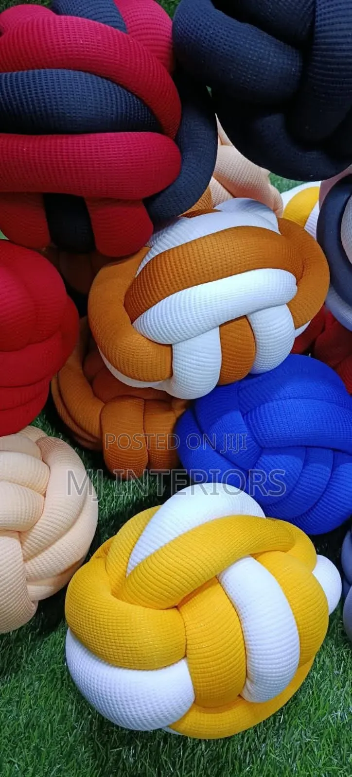 Stylish Knot Pillows