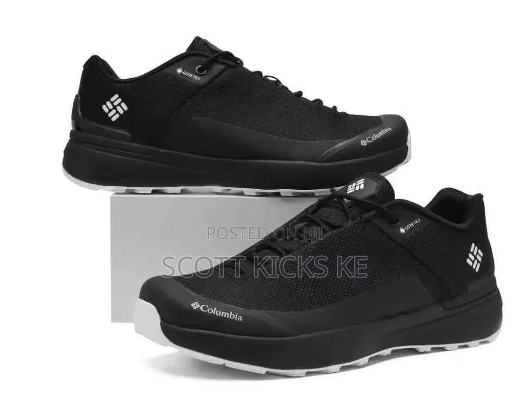 Columbia Sneakers