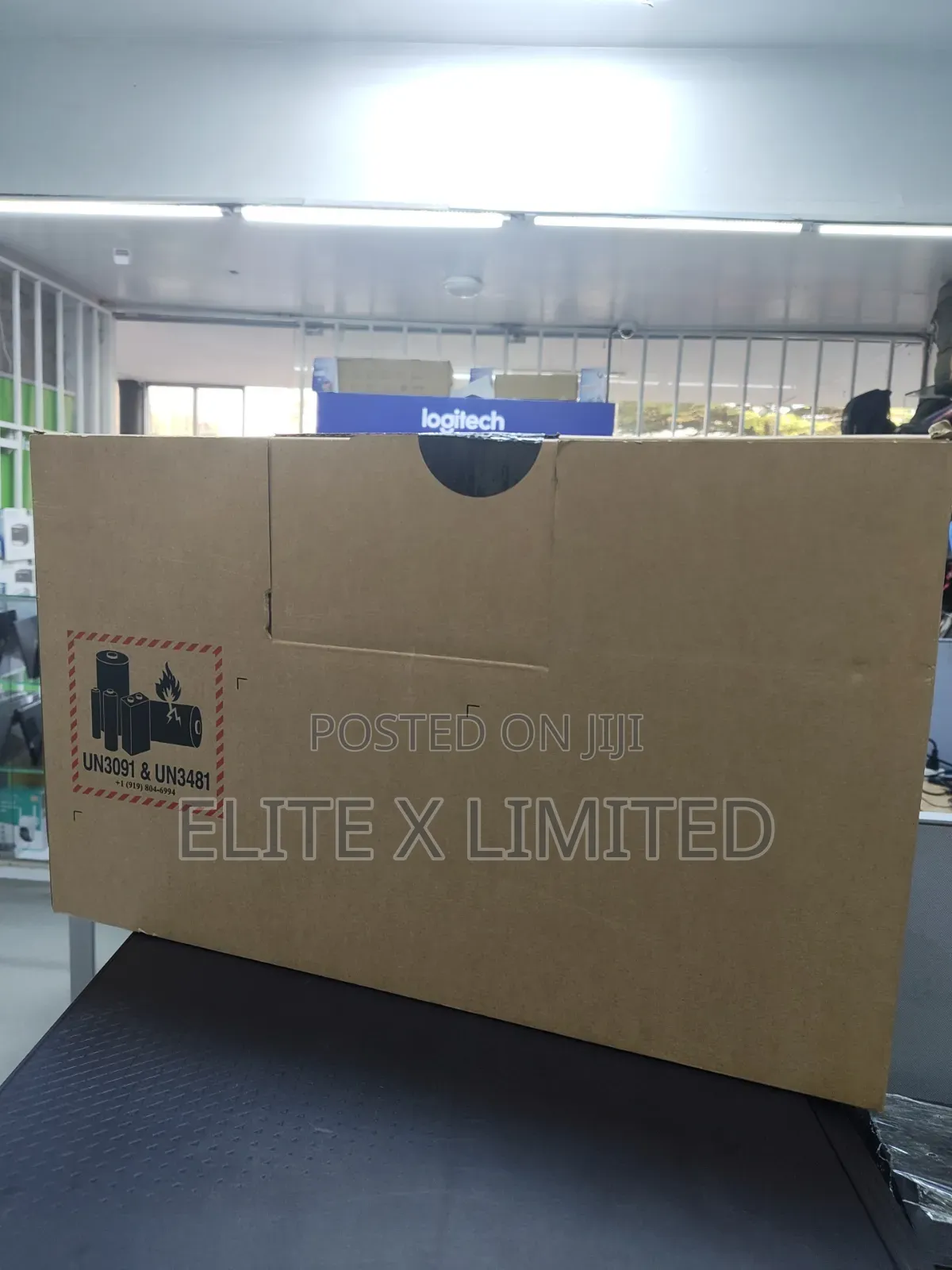New Laptop Lenovo V15 8GB Intel Core i5 SSD 256GB