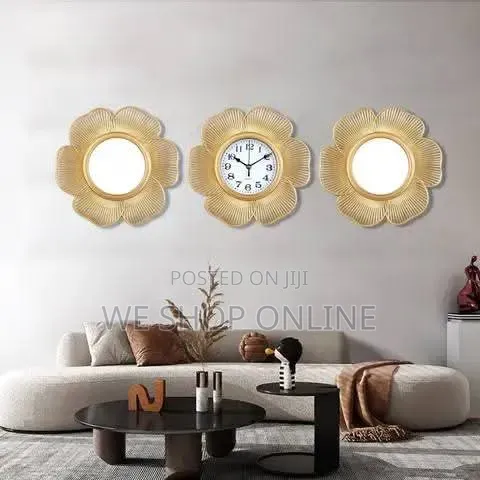 Wall Clock With 2 PCS Mirror