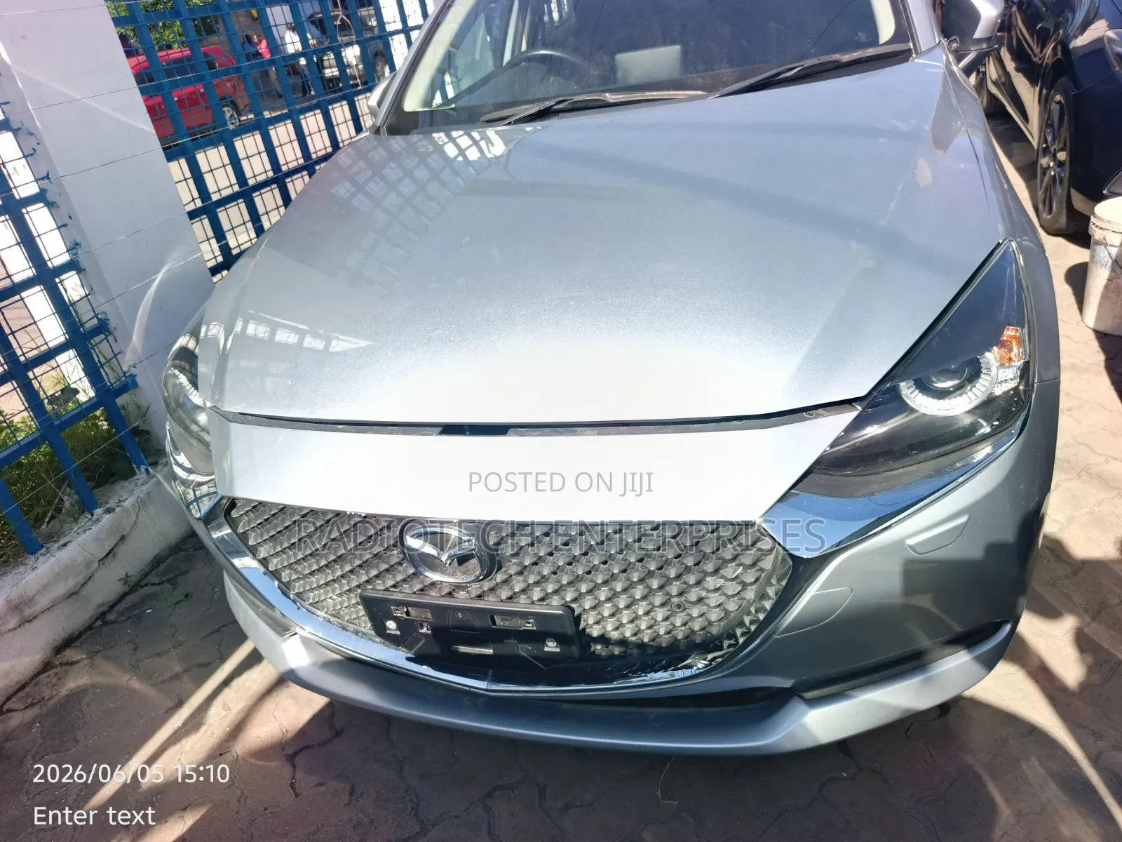 Mazda 2 2019 Silver