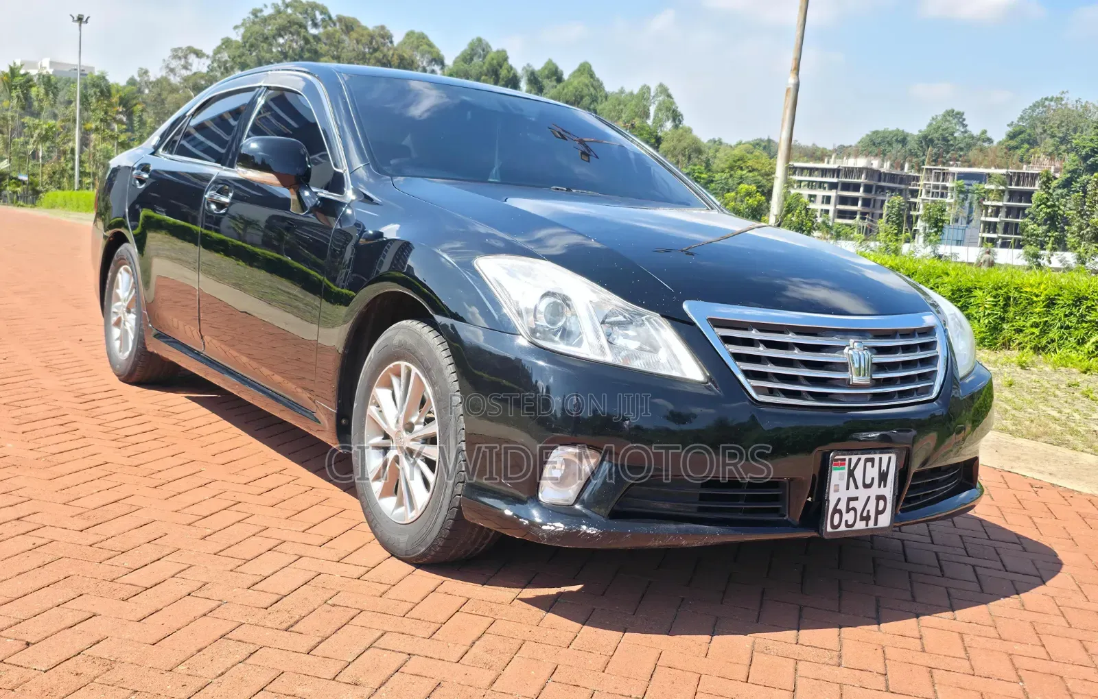 Toyota Crown 2012 Black