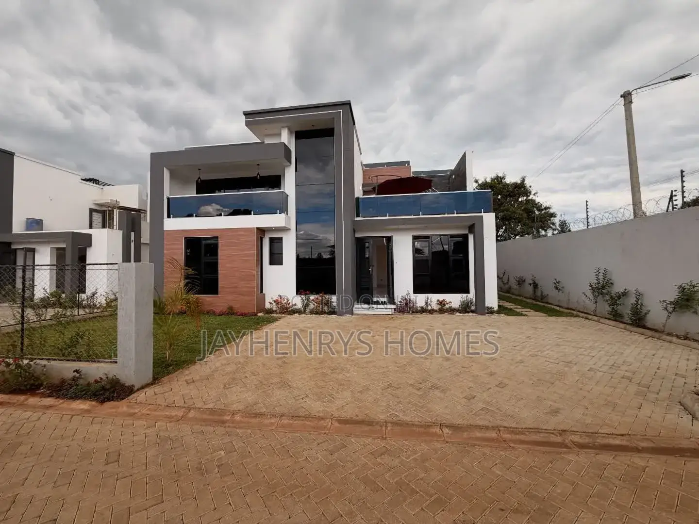 5bdrm House in Kwa Kairu for sale