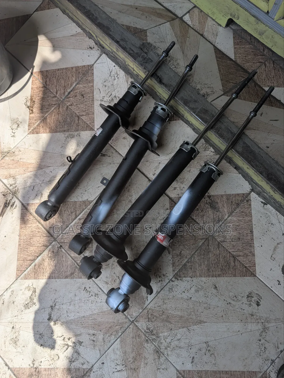 Toyota Mark X Shocks.