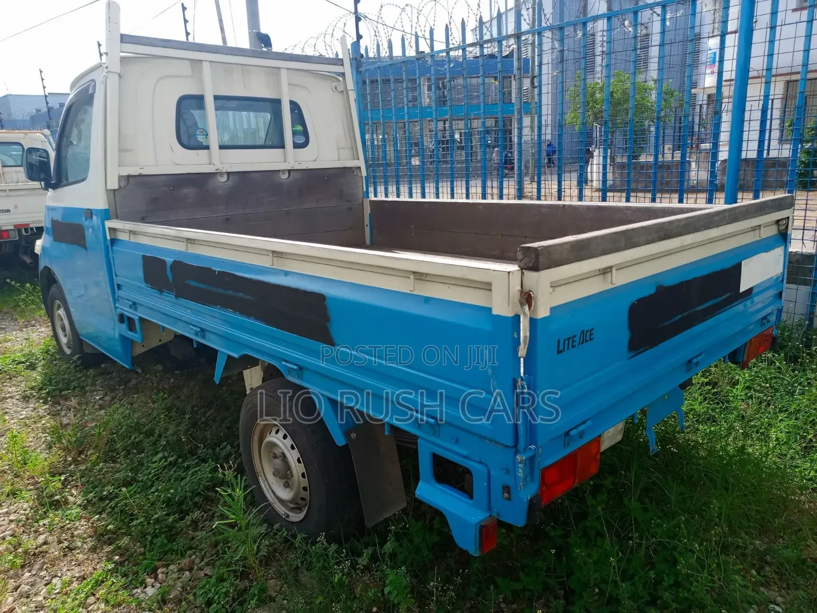 Toyota TownAce 2018 Blue