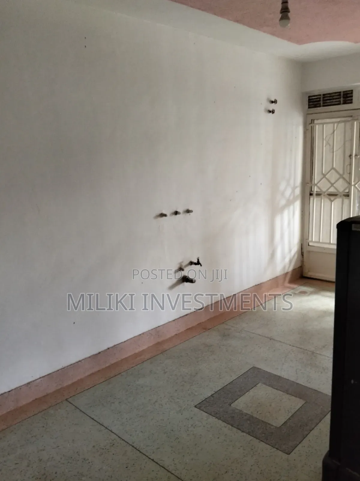 5bdrm Maisonette in Golfview, Bendor Estate for sale