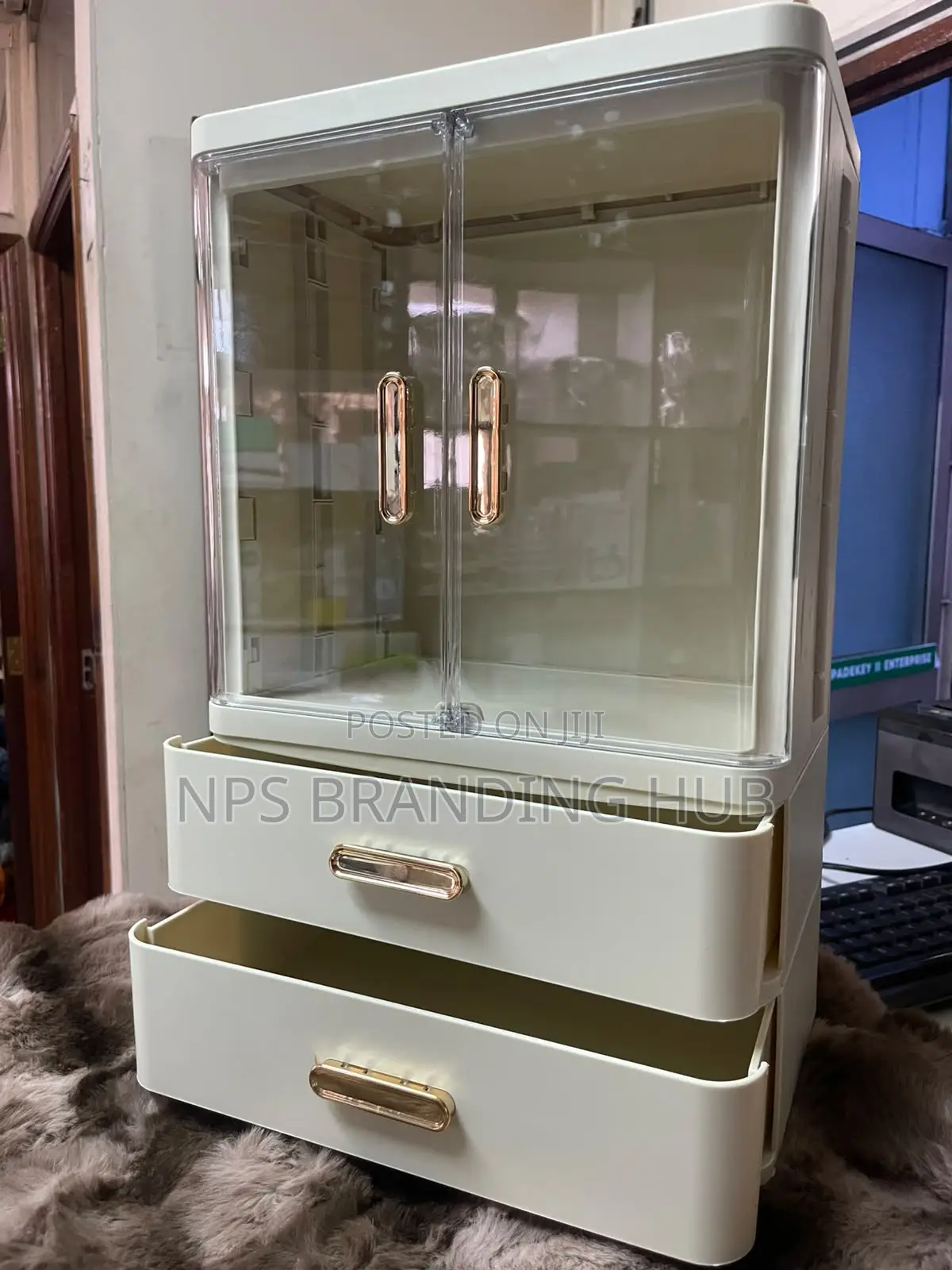 Plastic Lidded Acrylic Double Door Cosmetic Storage Organizer(Stda