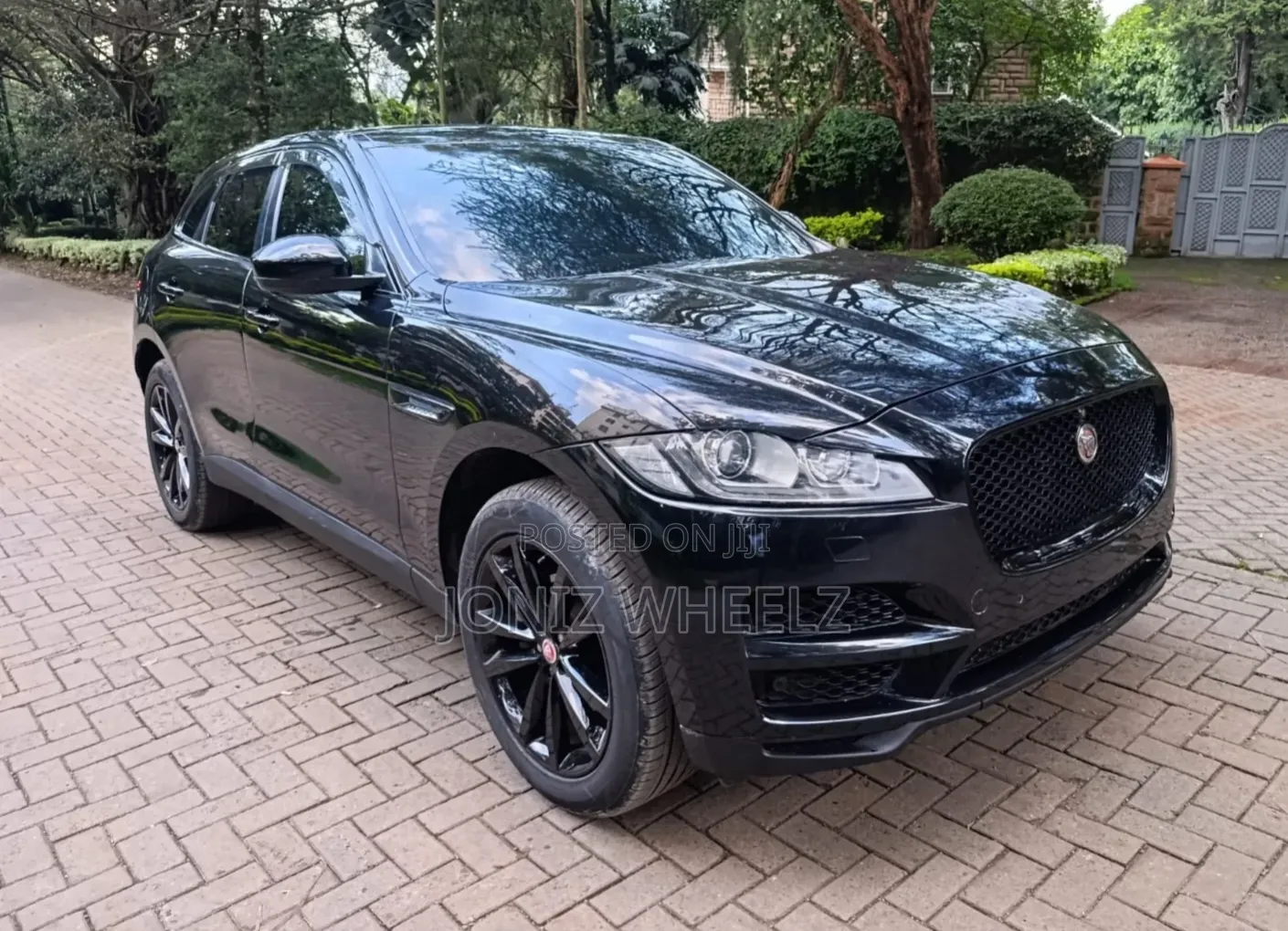 Jaguar F-Pace 20d R-Sport 2017 Black