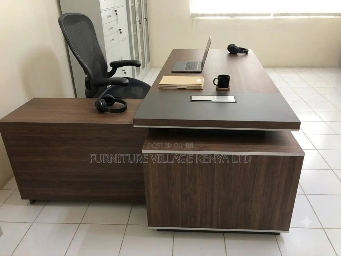 1800mm L-Shaped Manager Desk