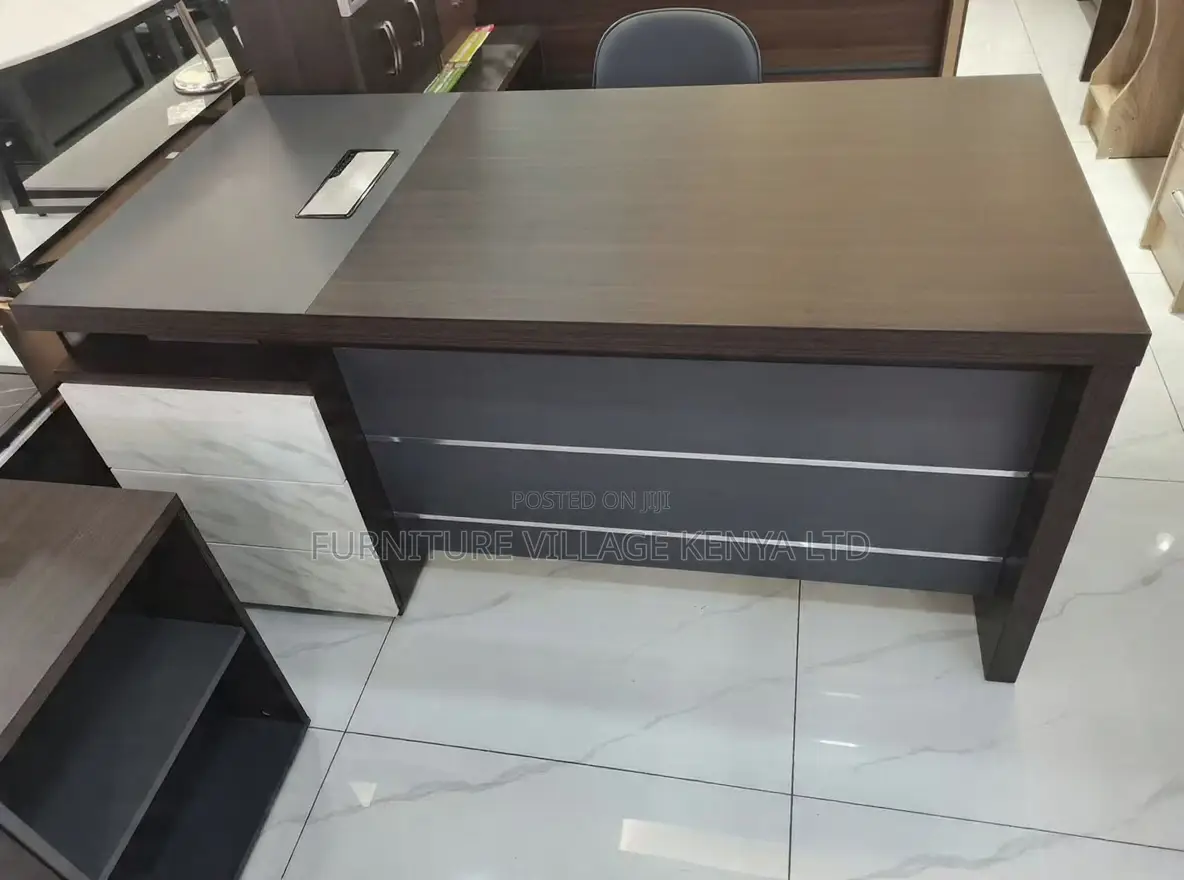 Director's L-Shaped Office Table