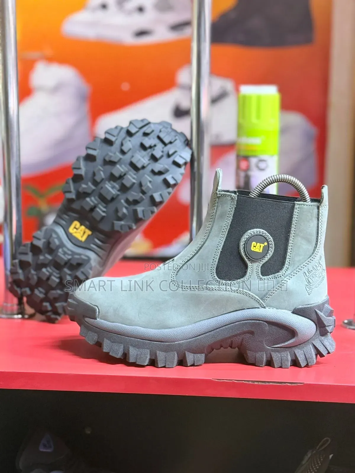 Caterpillar Cat Chelsea Boots