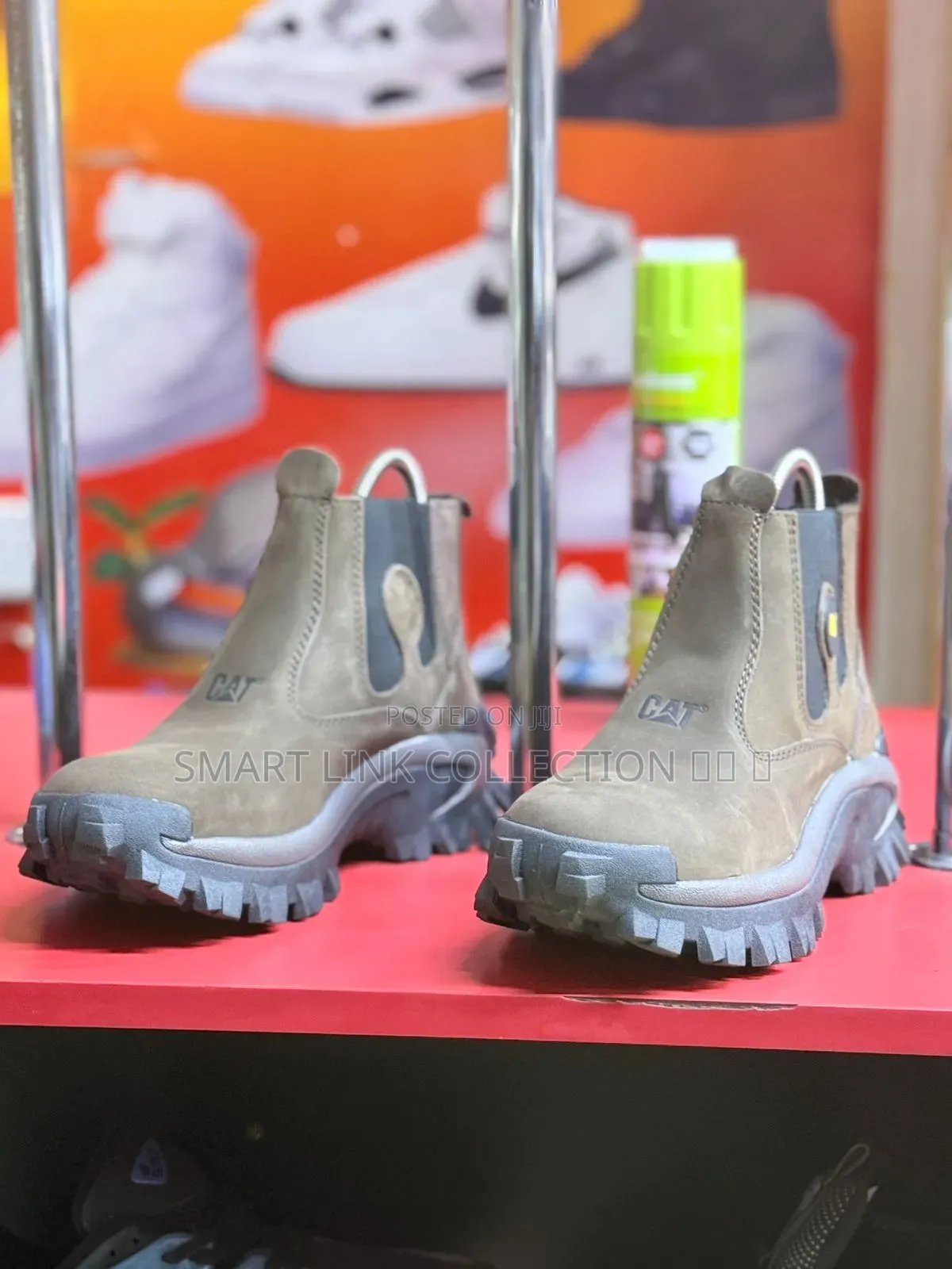 Caterpillar Cat Chelsea Boots