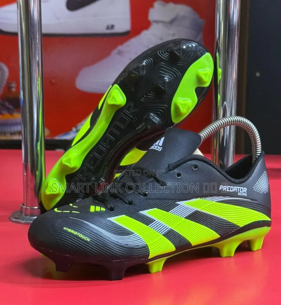 Kids Predator Soccer Boots