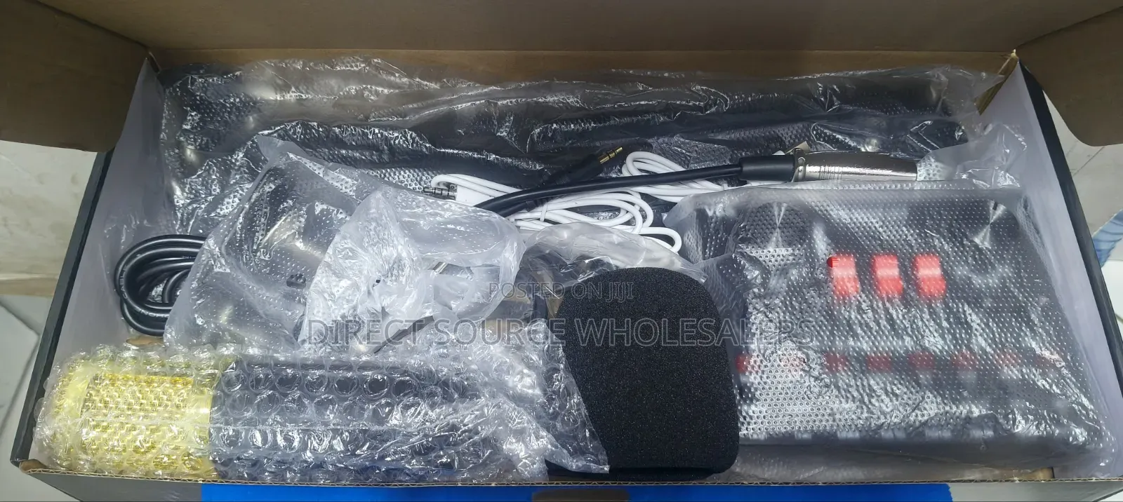 Condenser Microphone V8sk Full Set for Youtube Tiktok Creators
V8s