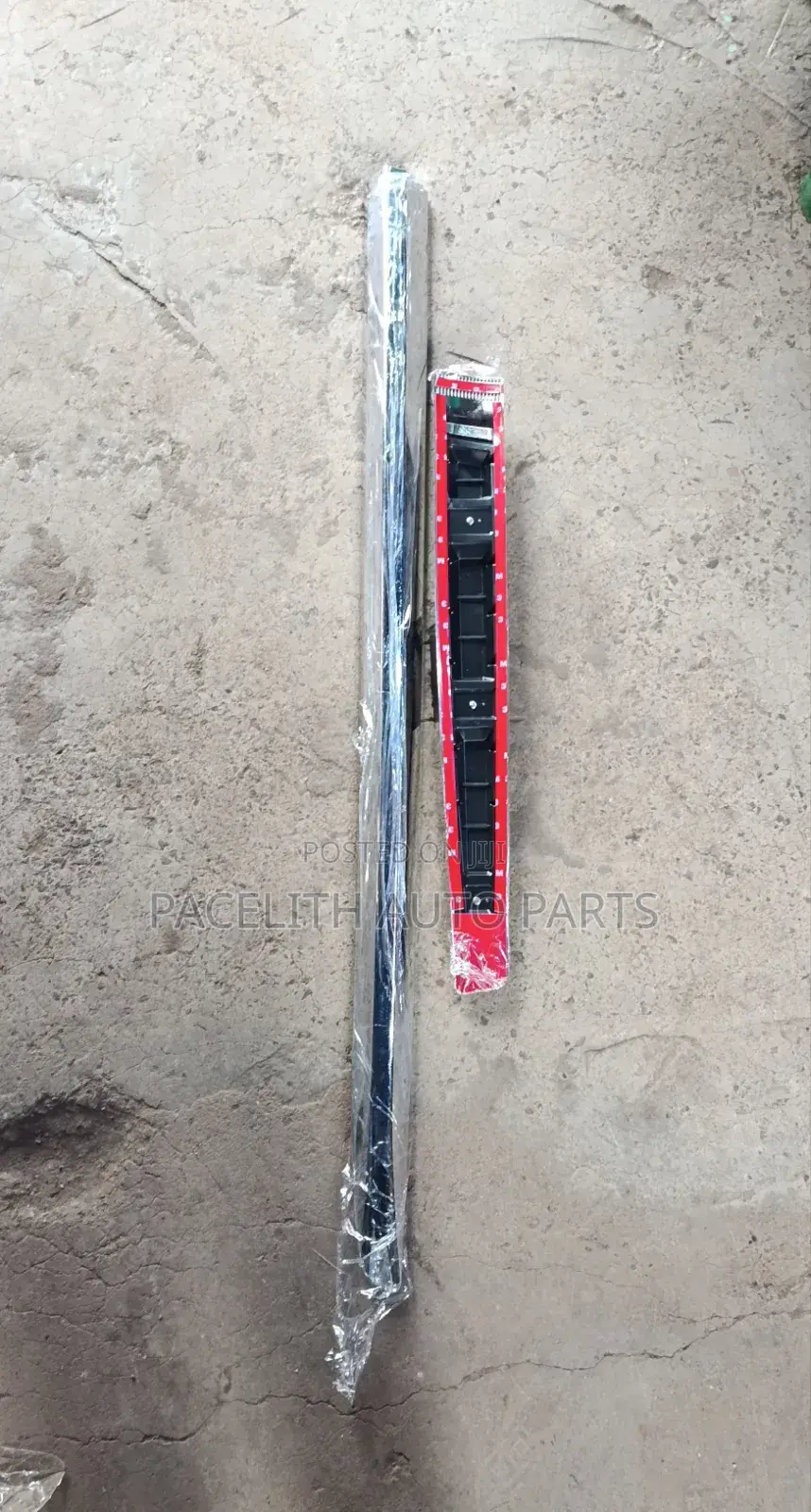 Side Moulding Chrome Prado 150