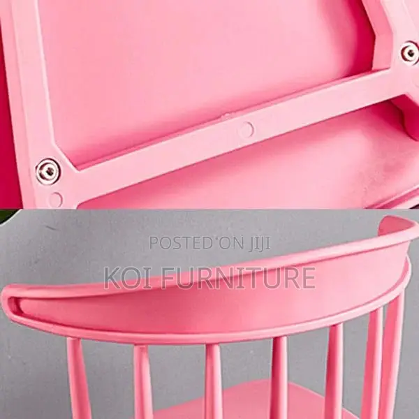 Dining Chairs; Plastic Armless Noridic Dining Chairs
